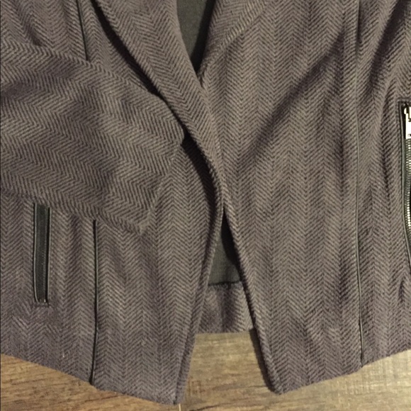 ♥️SOLD on Ⓜ️♥️🎉HP🎉Banana Republic jacket - Picture 8 of 8